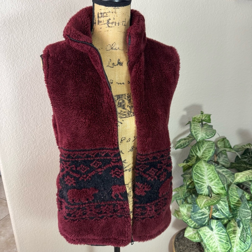 Vintage Black Diamond USA Fleece Ski Vest – Burgundy with Moose & Bear Pattern